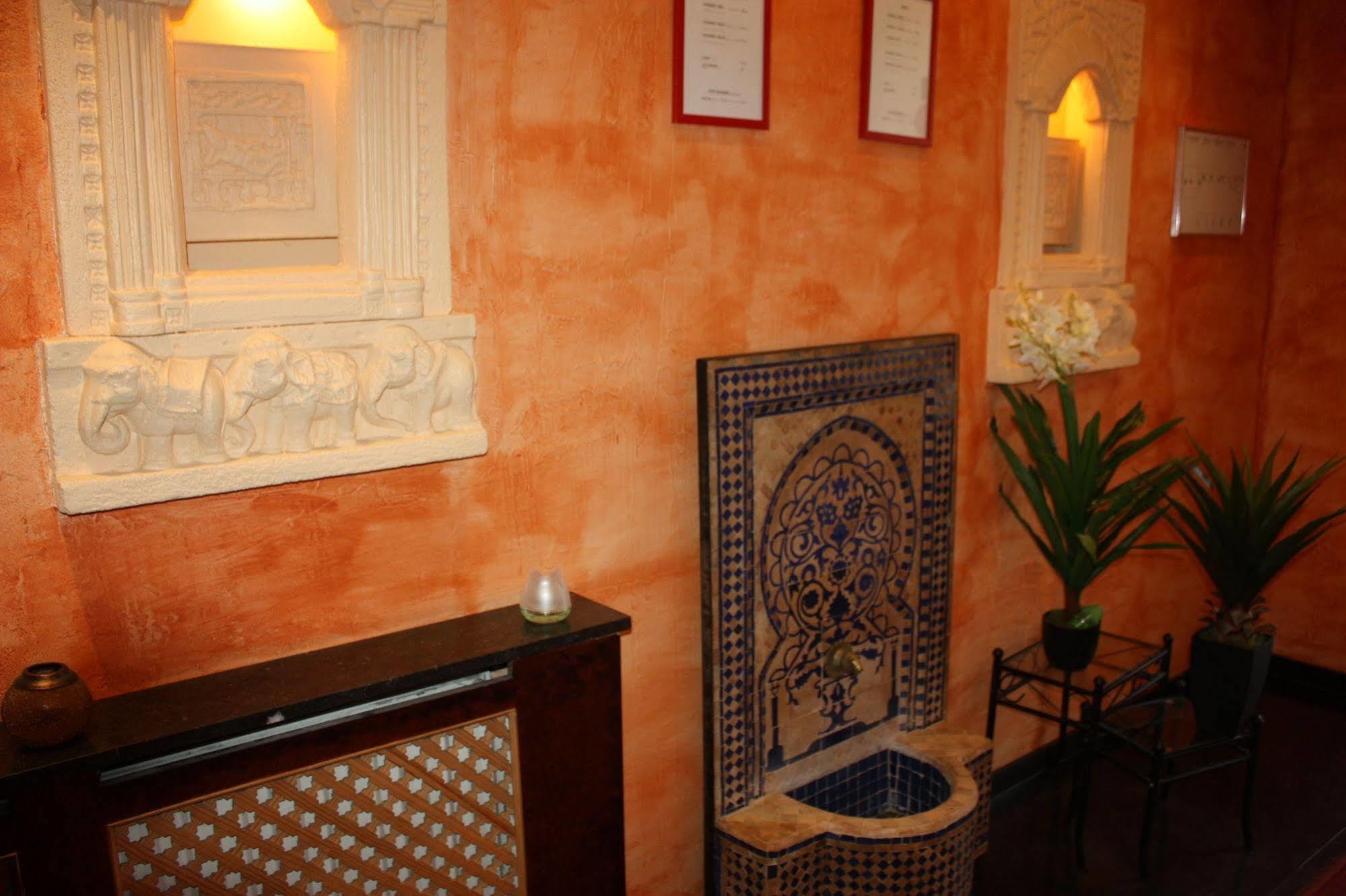 At-Pacific-Hotel فافري المظهر الخارجي الصورة